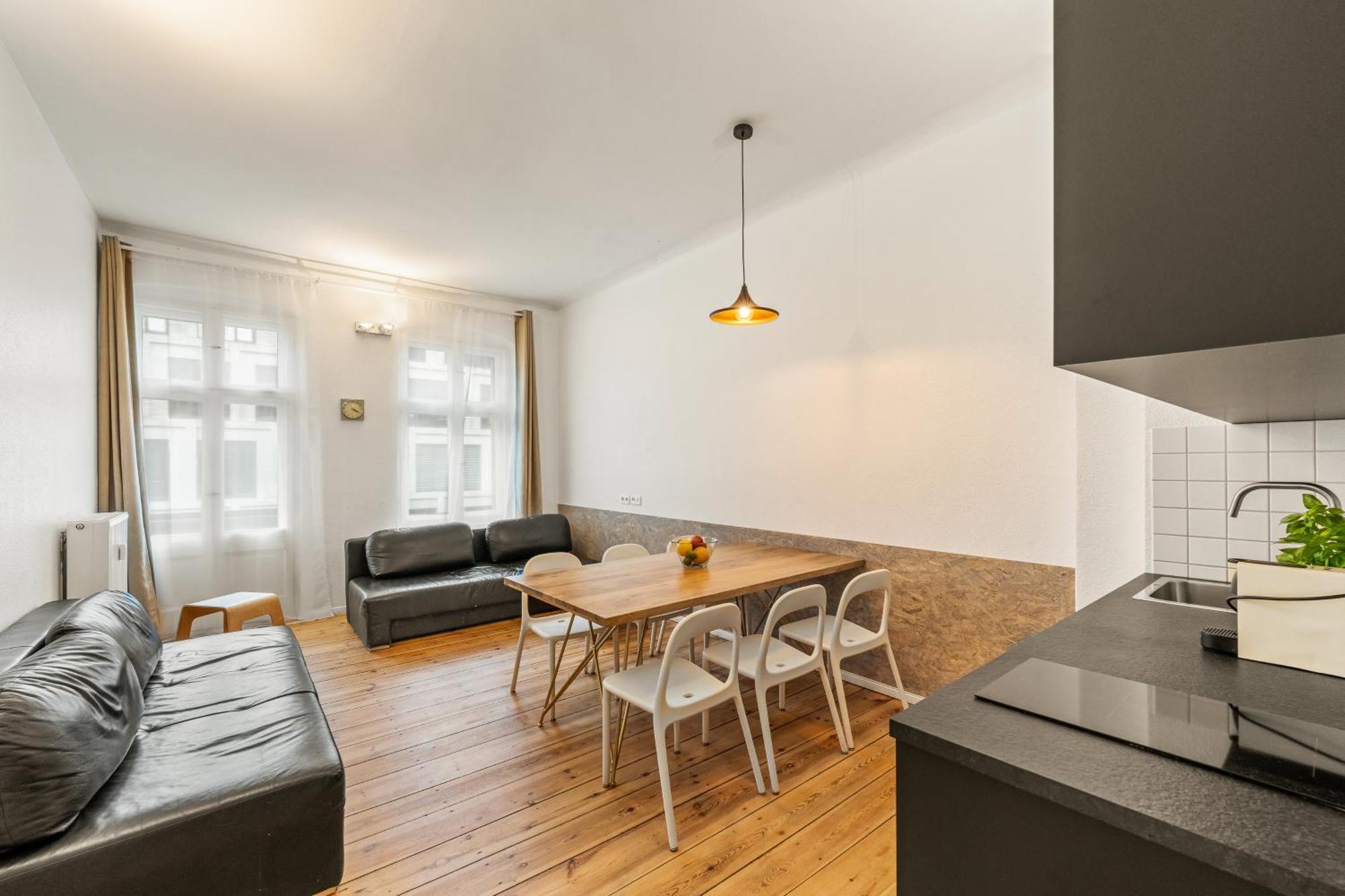 Mooeve Friedrichs Mid Apartment Берлин Екстериор снимка