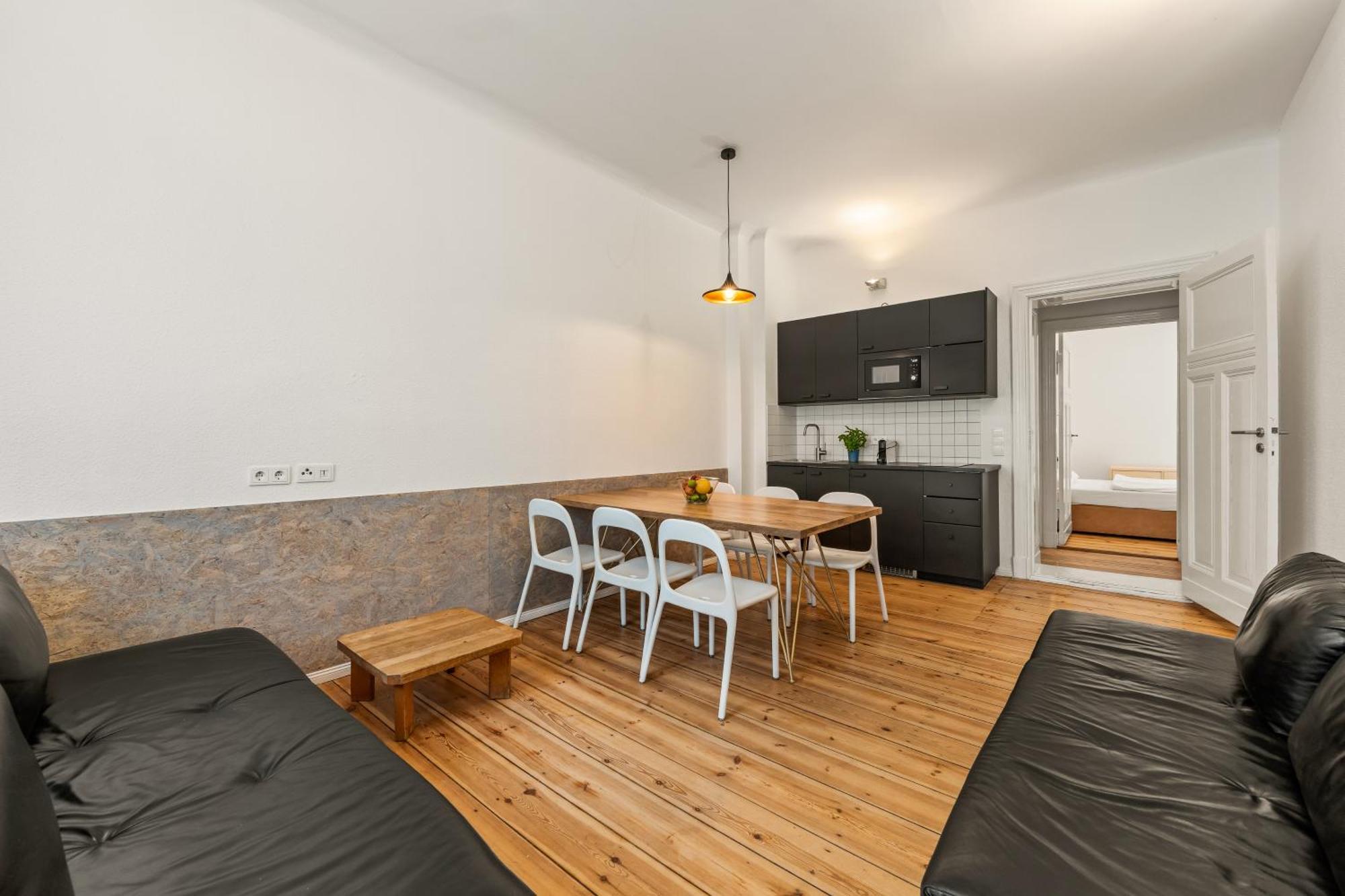 Mooeve Friedrichs Mid Apartment Берлин Екстериор снимка