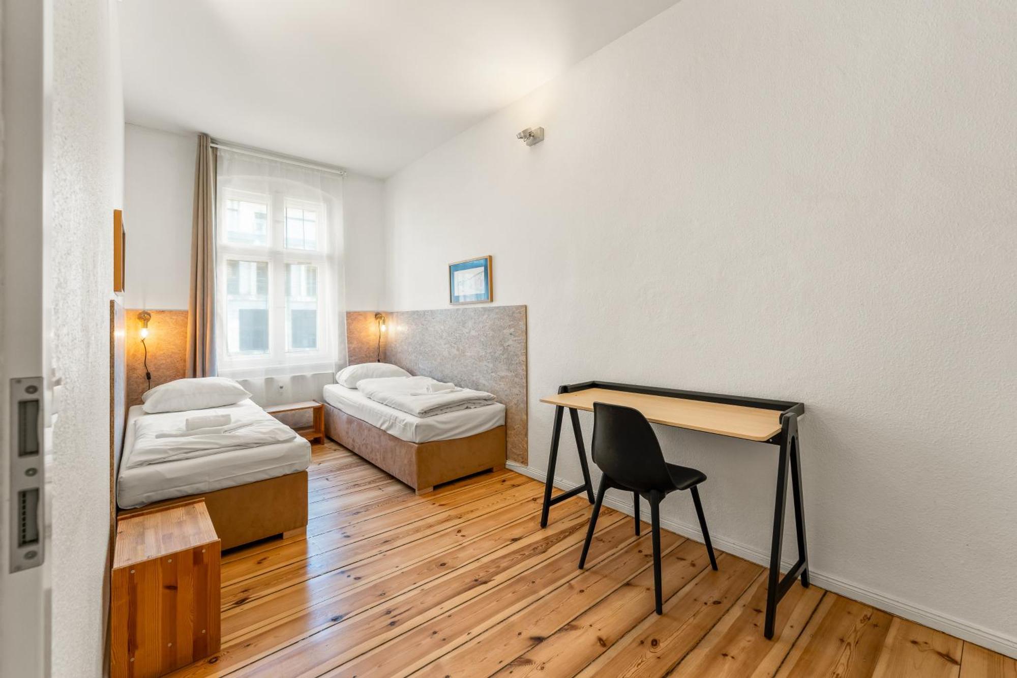 Mooeve Friedrichs Mid Apartment Берлин Екстериор снимка