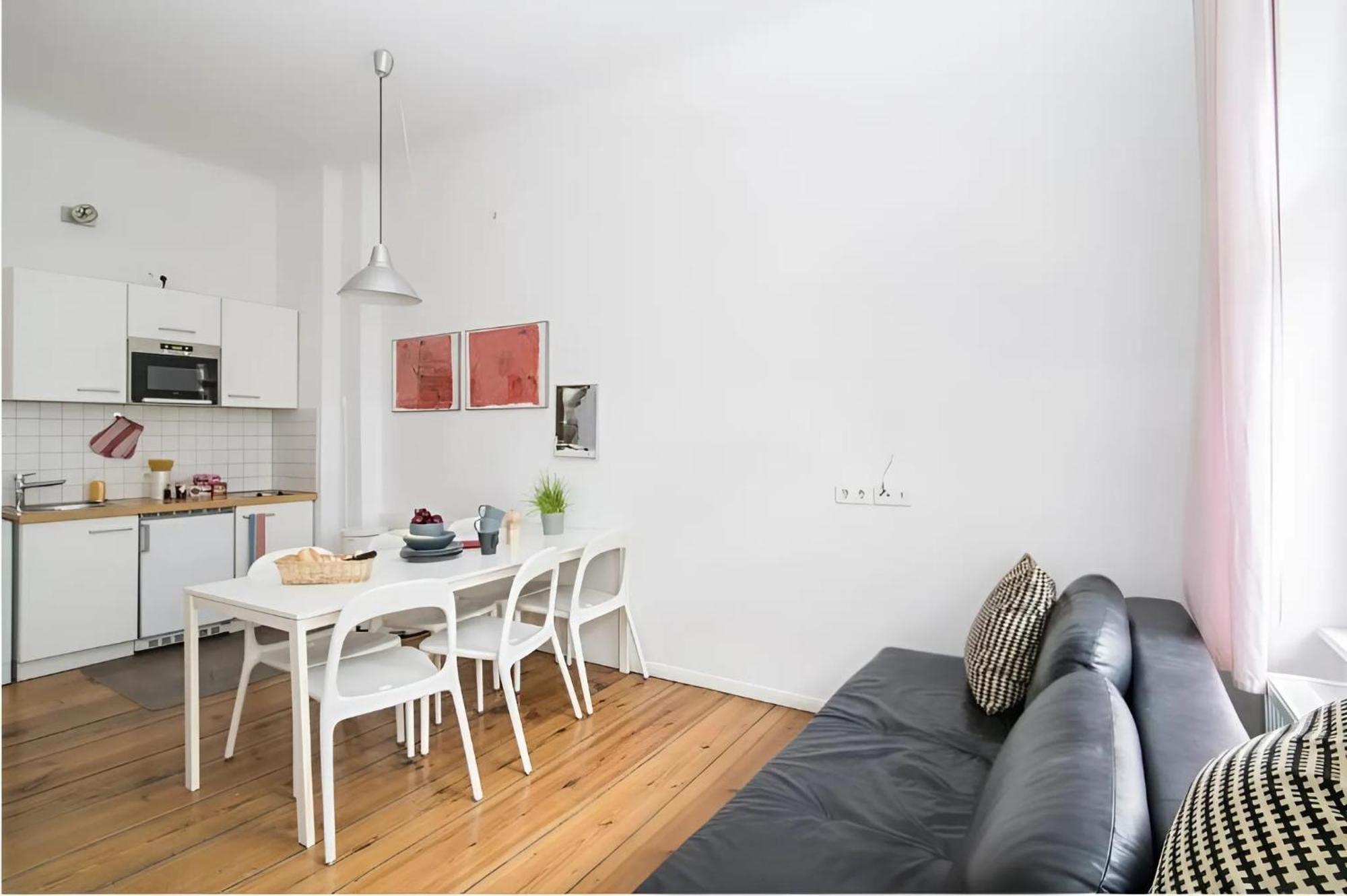 Mooeve Friedrichs Mid Apartment Берлин Екстериор снимка